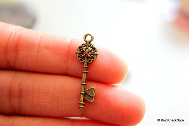 5 x Zinc Alloy Bronze Tone Key Pendants / Charms